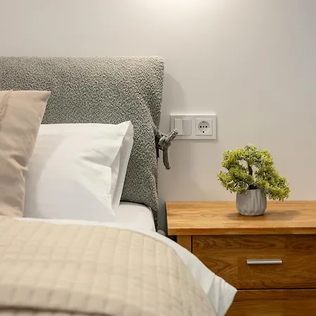 Apartament New With 22m Terrace Parking I Cohost *