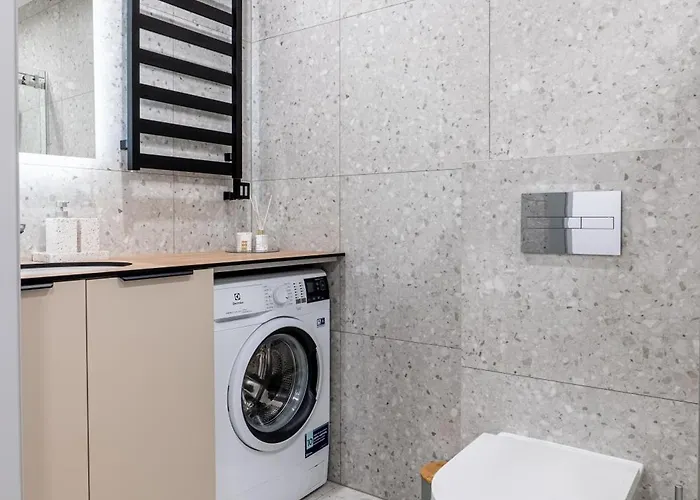 New With 22m Terrace Parking I Cohost Palanga