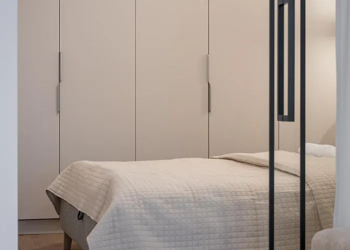 New With 22m Terrace Parking I Cohost